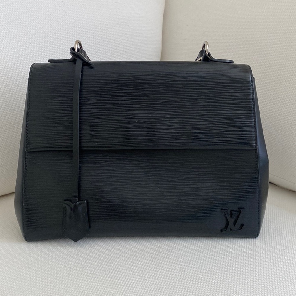 Louis Vuitton Cluny Top Handle Bag